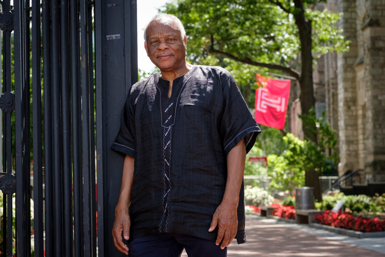 A portrait of Molefi Kete Asante