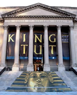 Tut banner Philadelphia Museum of Art
