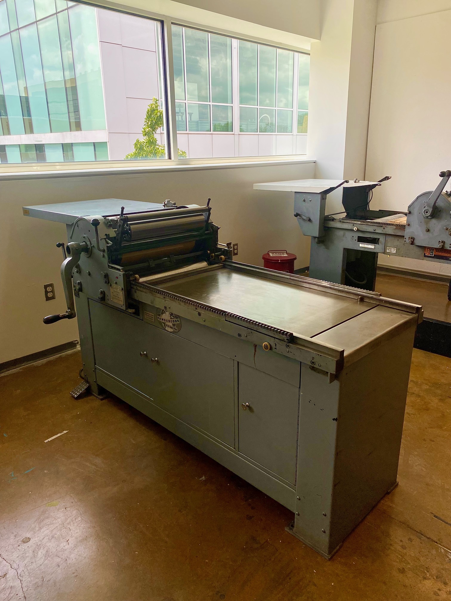 Vandercook SP 20 in Tyler Printmaking Studio