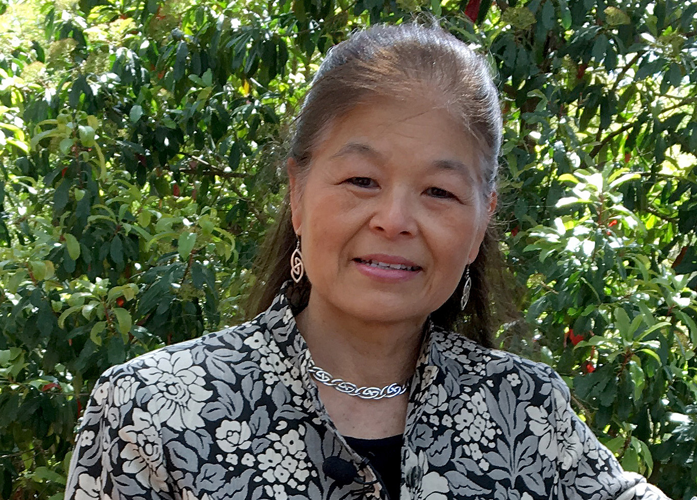 Dr. Lolly Tai received the Jot D. Carpenter Award