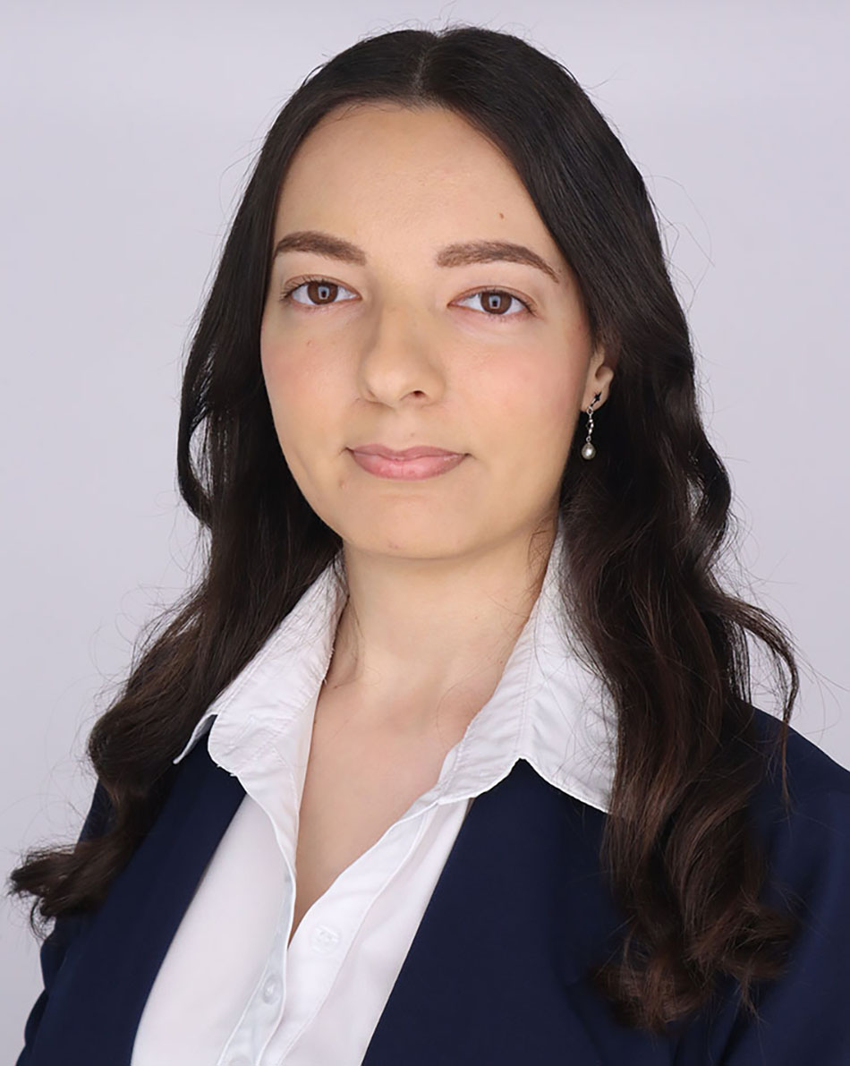 Photo of Nour Khoudari, CST ’24,