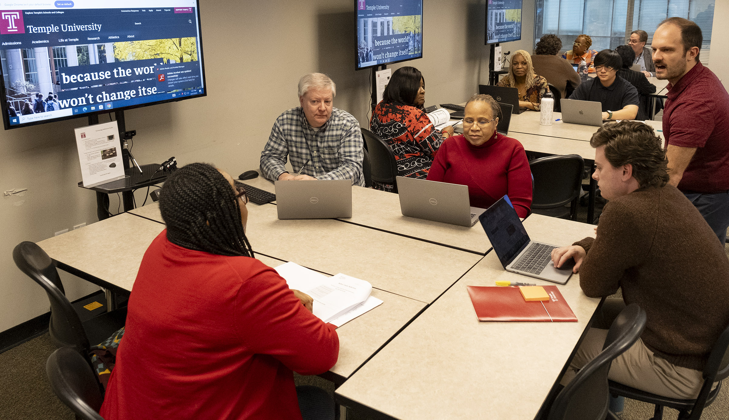 Students take a Real Estate Institute class at Temple University Center City.