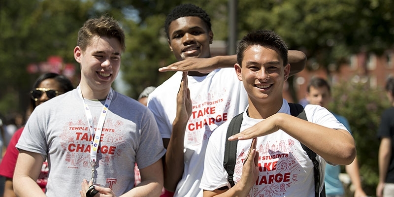 Three students from the Class of 2020 at the Welcome Week barbecue. 