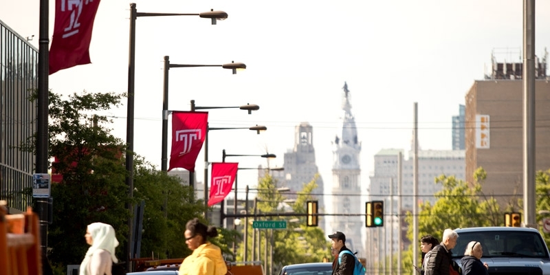 view down broad street toward City Hall from Temple
