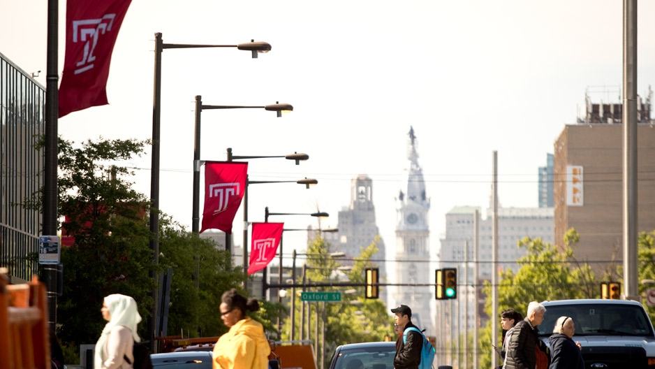 view down broad street toward City Hall from Temple