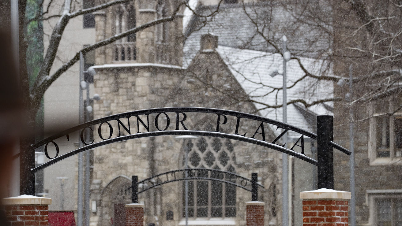 Snow falls on Main Campus