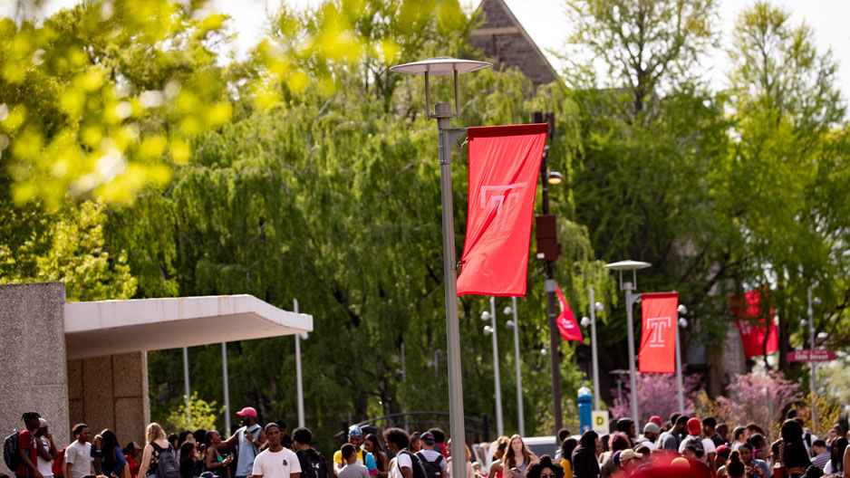 T flags on Main Campus