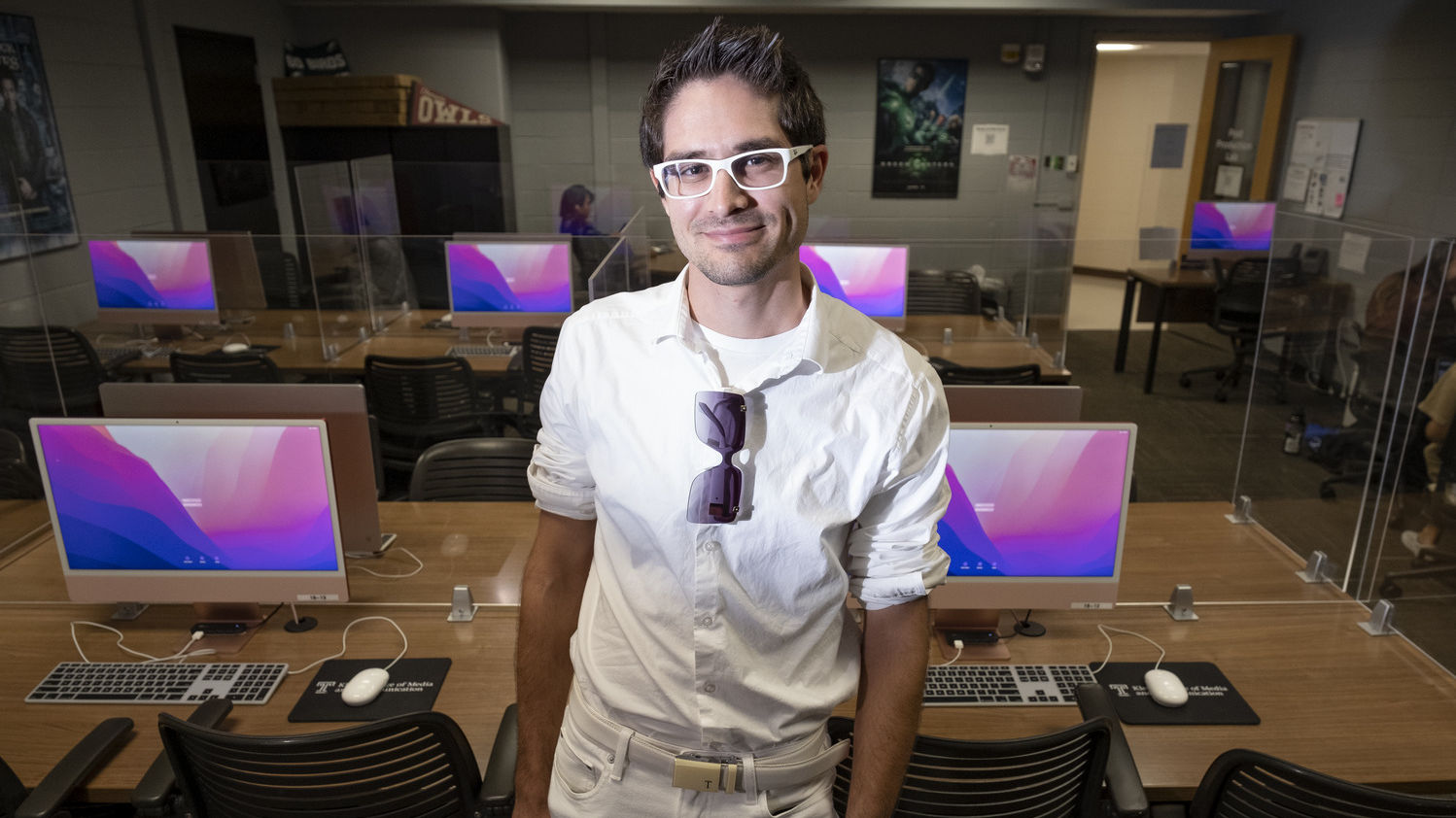 Image of Thomas Sharpe in a computer lab.