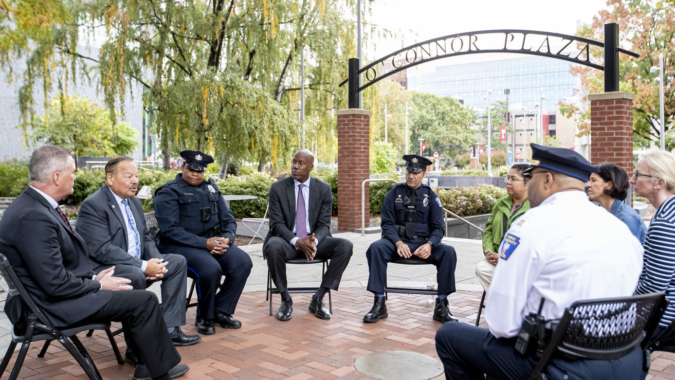 President Wingard and members of the Temple Police Department and Temple Family Council pictured.