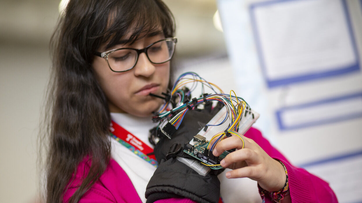  Image of a student at Temple’s George Washington Carver Science Fair. 